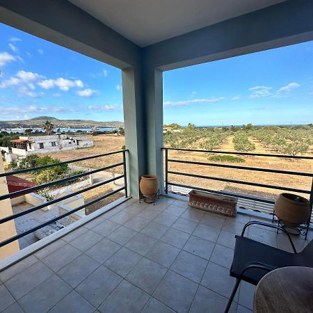 Апартаменты Deer Bay Vila Vinglafia Экстерьер фото